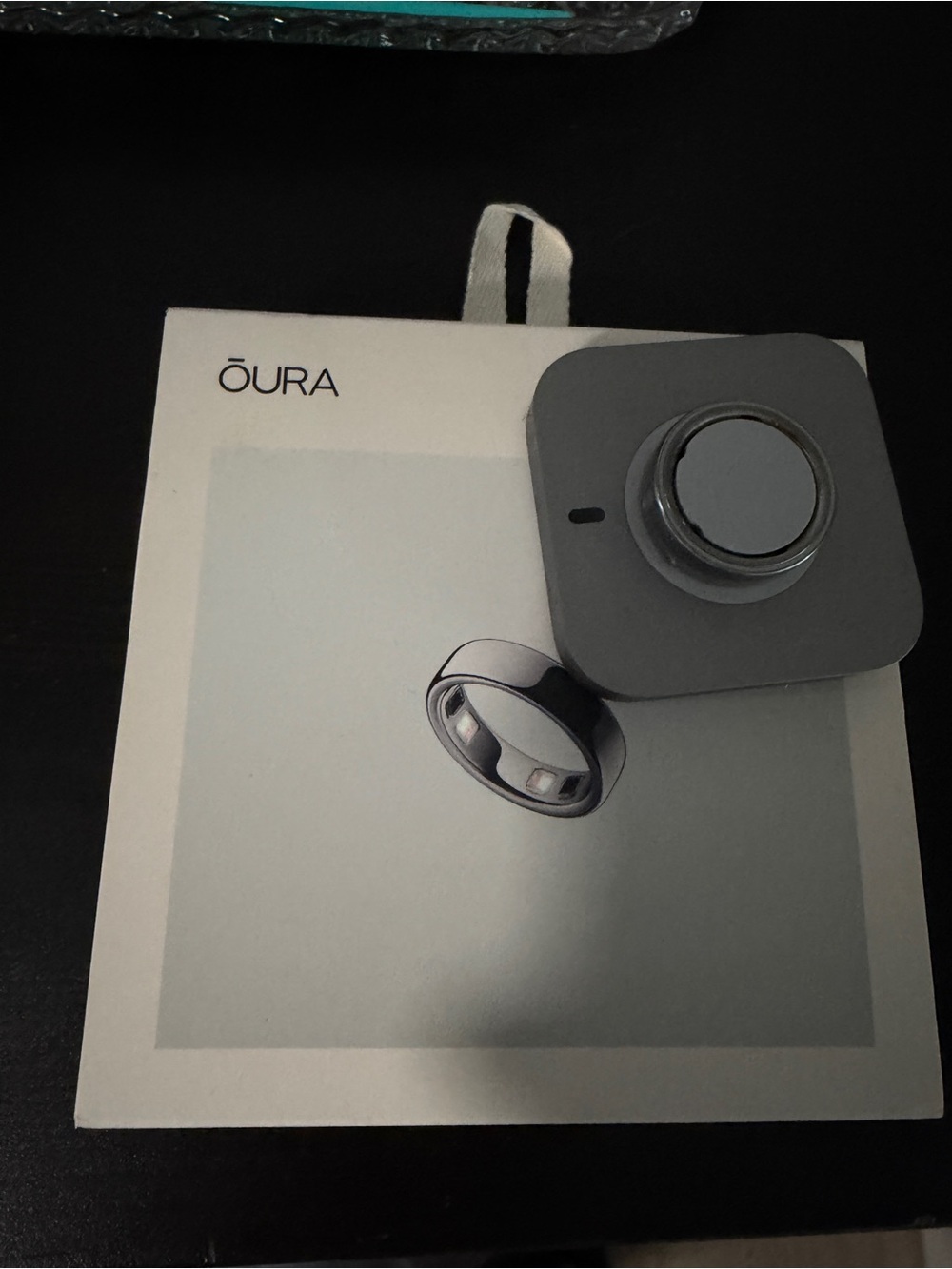 Oura Ring Charger and Dock in silver size 9
